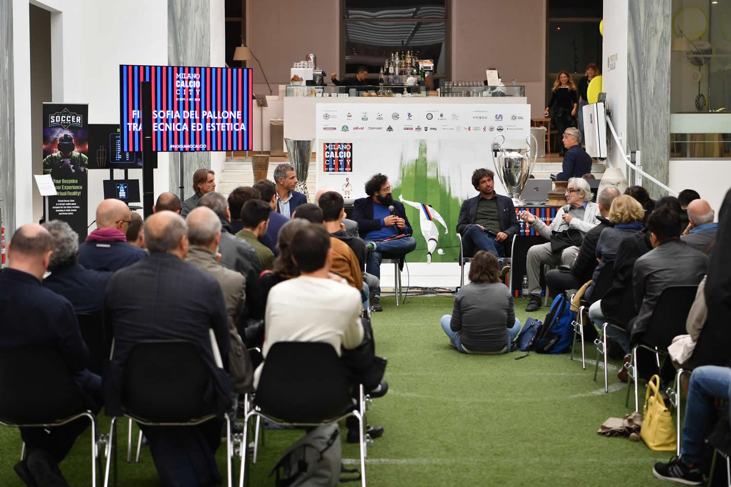 01ott_MilanoCalcioCity_FilosofiaDelPallone12